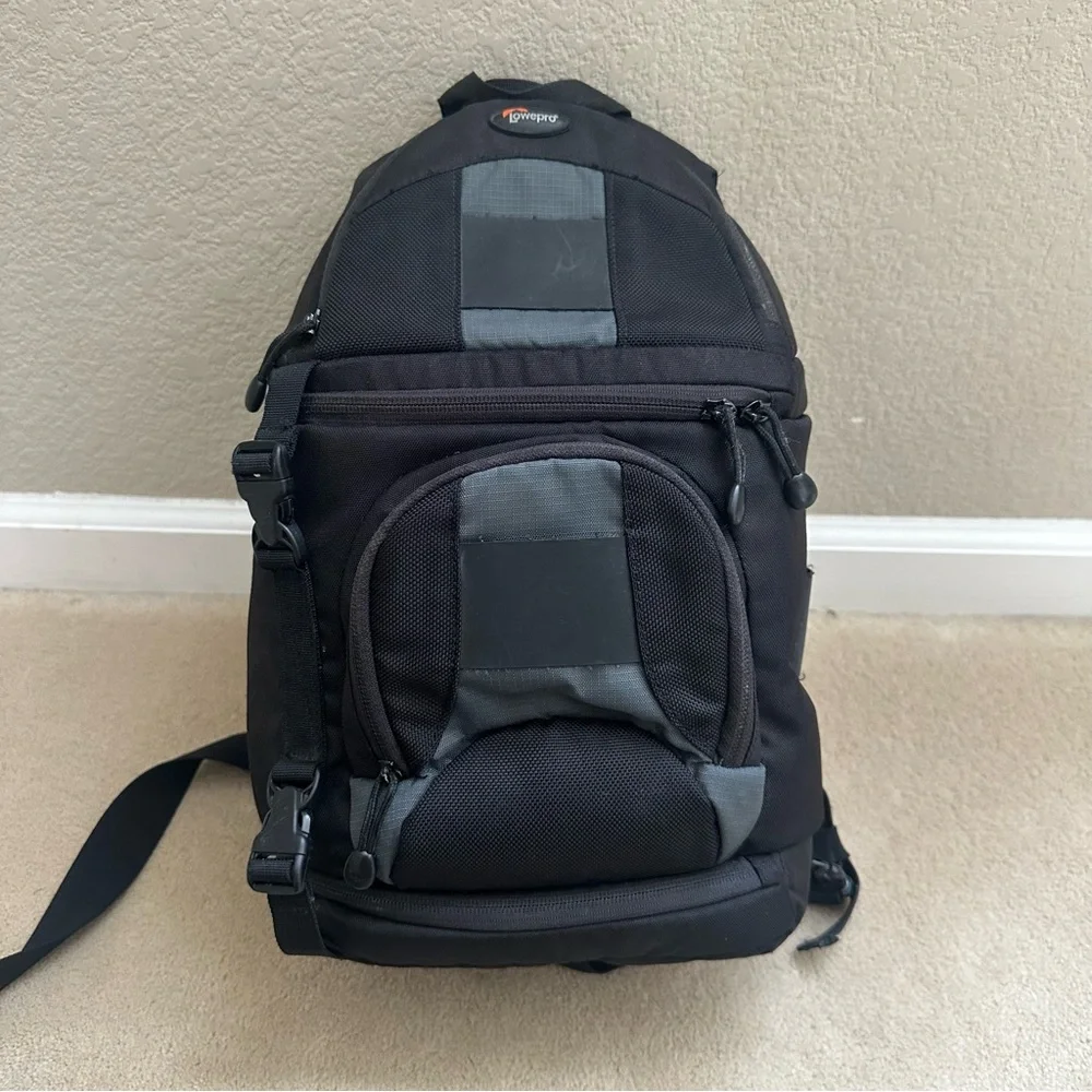 Lowepro SlingShot 200 AW Camera Bag